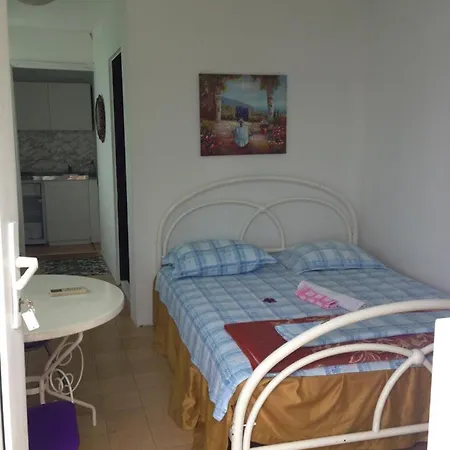 Smokva Apartment *